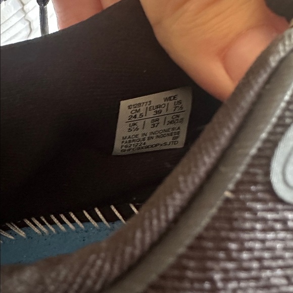 ASICS cumulus 27  Black and White Athletic Sneakers 7.5 - Picture 11 of 12